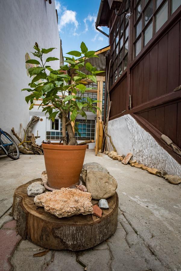 Mountain Tale Hostel Braşov Buitenkant foto