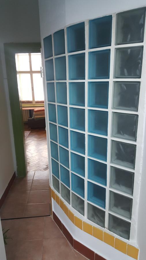 Mountain Tale Hostel Braşov Buitenkant foto