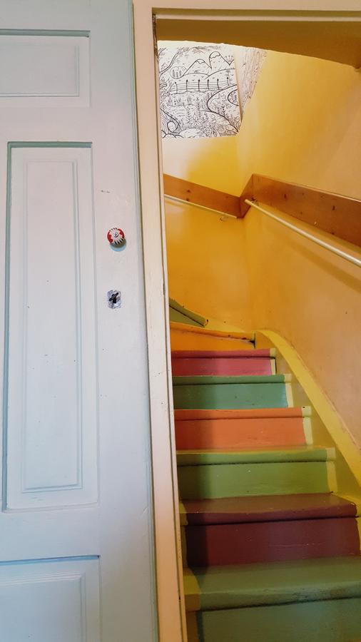 Mountain Tale Hostel Braşov Buitenkant foto